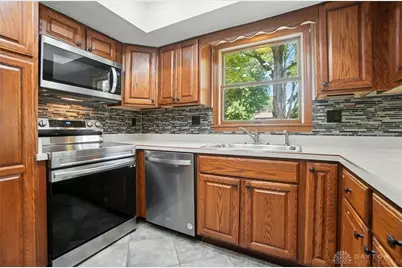 9122 Beacon Light Court, Washington Twp, OH 45458 - Photo 23