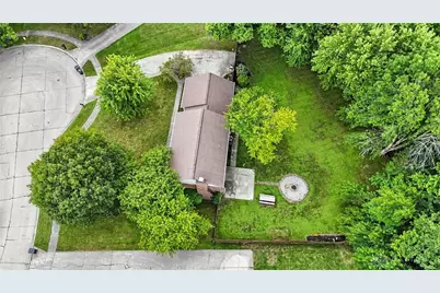 9122 Beacon Light Court, Washington Twp, OH 45458 - Photo 3