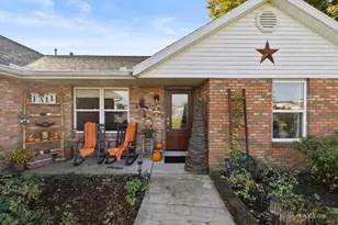 4737 Cottonville Rd, Jamestown Vlg, OH 45335 - Photo 7