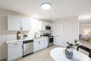 5042 Woodbine Ave, Dayton, OH 45432 - Photo 5