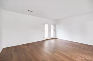 3060 Bright Bounty Lane, Dayton, OH 45449 - Photo 7