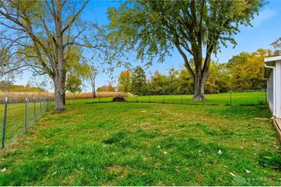 2170 Fairfield Pike, Springfield, OH 45502 - Photo 31