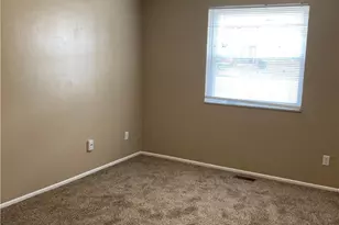 4908 Northcutt Pl, Dayton, OH 45414 - Photo 5