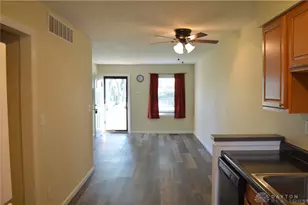 8496 Woodgrove Dr, Washington Twp, OH 45458 - Photo 9