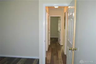 8496 Woodgrove Dr, Washington Twp, OH 45458 - Photo 19