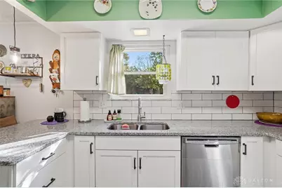 4250 Willow Creek Drive, Dayton, OH 45415 - Photo 17