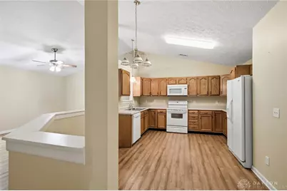 4093 Vitek Drive, Dayton, OH 45424 - Photo 5