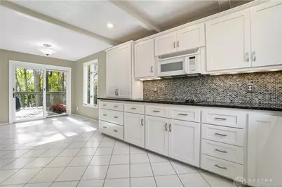 6521 Shadow Wynd Circle, Centerville, OH 45459 - Photo 13