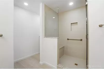 6521 Shadow Wynd Circle, Centerville, OH 45459 - Photo 23