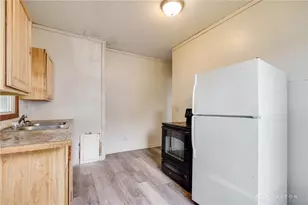 818 Troy St, Dayton, OH 45404 - Photo 15