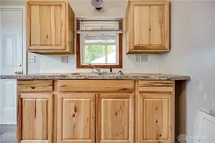 818 Troy St, Dayton, OH 45404 - Photo 13