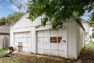 818 Troy St, Dayton, OH 45404 - Photo 33