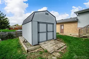 3653 Navara Dr, Beavercreek, OH 45431 - Photo 43