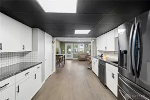 8946 Old Dayton Rd, Dayton, OH 45417 - Photo 15