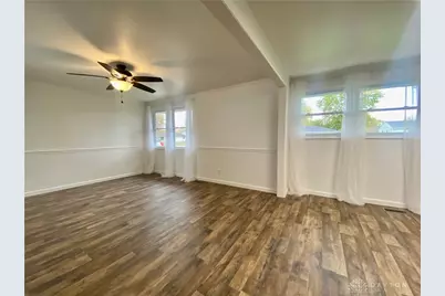 419 E Carpenter Drive, New Carlisle, OH 45344 - Photo 21