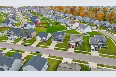 9172 Lakeside Street, Tipp City, OH 45371 - Photo 5