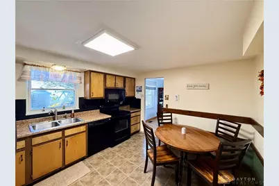 6600 Afton Drive, Dayton, OH 45415 - Photo 9