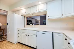 373 Weathersfield Dr, Dayton, OH 45440 - Photo 13