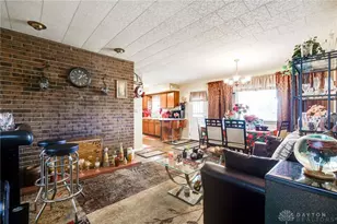 5400 Bromwick Dr, Dayton, OH 45426 - Photo 9