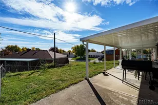 5400 Bromwick Dr, Dayton, OH 45426 - Photo 33