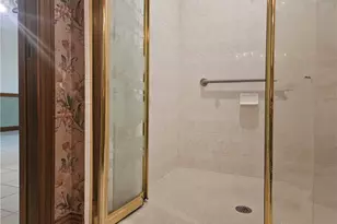 1707 Berwick Dr, Springfield, OH 45503 - Photo 9