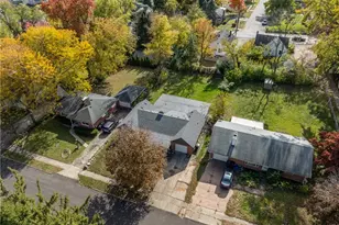 1806 Pinecrest Dr, Dayton, OH 45414 - Photo 33