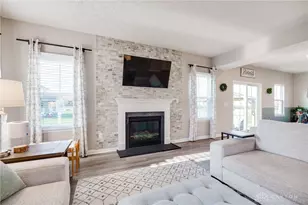 2064 Running Strm Ct, Clearcreek Twp, OH 45458 - Photo 13