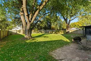 301 Faculty Dr, Fairborn, OH 45324 - Photo 39