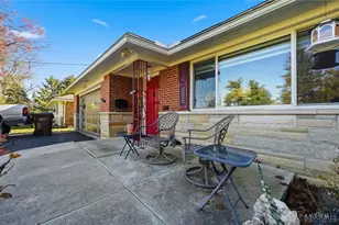 7775 Hartfield Pl, Cincinnati, OH 45242 - Photo 9