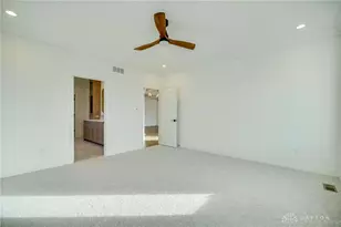 1557 Ashbury Woods Dr, Washington Twp, OH 45458 - Photo 25