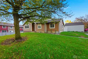 6042 Cinnamon Tree Ct, Englewood, OH 45322 - Photo 1