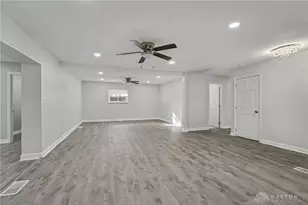 2529 Marinette Dr, Springfield, OH 45503 - Photo 9