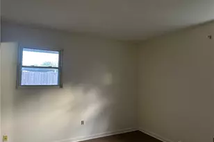 2824 Pinegrove Dr, Dayton, OH 45449 - Photo 11