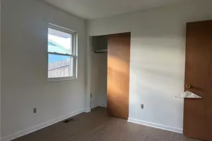 2824 Pinegrove Dr, Dayton, OH 45449 - Photo 9