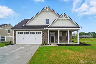 1505 Kingsgate, Springfield, OH 45502 - Photo 1