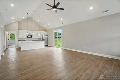 1505 Kingsgate, Springfield, OH 45502 - Photo 7