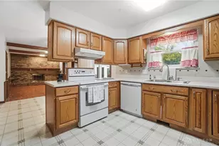 4541 Acreview Ln, Dayton, OH 45429 - Photo 15