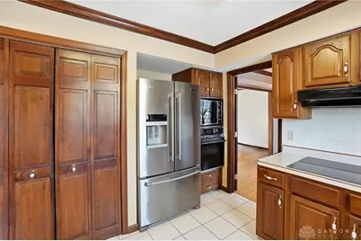 2750 Brantwood Court, Butler Twp, OH 45414 - Photo 13