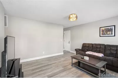 5354 Gardendale Avenue, Dayton, OH 45417 - Photo 9