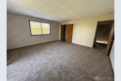 557 N Broad Street, Fairborn, OH 45324 - Photo 17