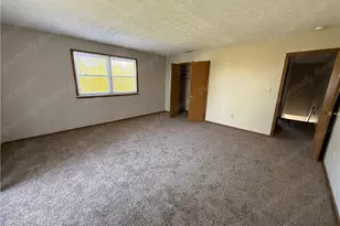 557 N Broad St, Fairborn, OH 45324 - Photo 17