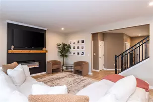 7026 Honeylocust St, Tipp City, OH 45371 - Photo 9