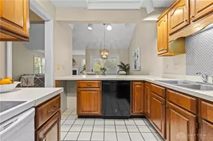 11724 Gable Glen Ln, Symmes Township, OH 45249 - Photo 9