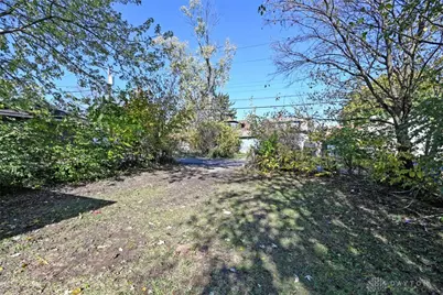 221 E Siebenthaler Avenue, Dayton, OH 45405 - Photo 7