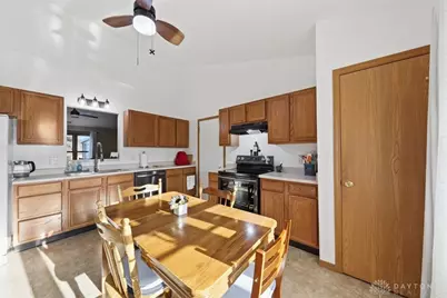 1708 New Castle Lane, Springfield, OH 45503 - Photo 5