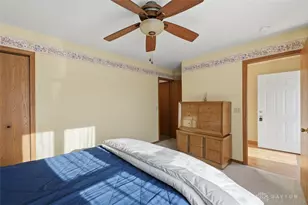 1708 New Castle Ln, Springfield, OH 45503 - Photo 13