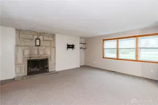 7811 Peters Pike, Butler Twp, OH 45414 - Photo 11