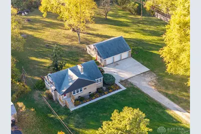 7811 Peters Pike, Butler Twp, OH 45414 - Photo 3