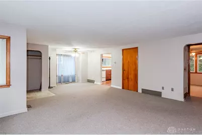 7811 Peters Pike, Butler Twp, OH 45414 - Photo 13