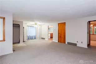 7811 Peters Pike, Butler Twp, OH 45414 - Photo 13